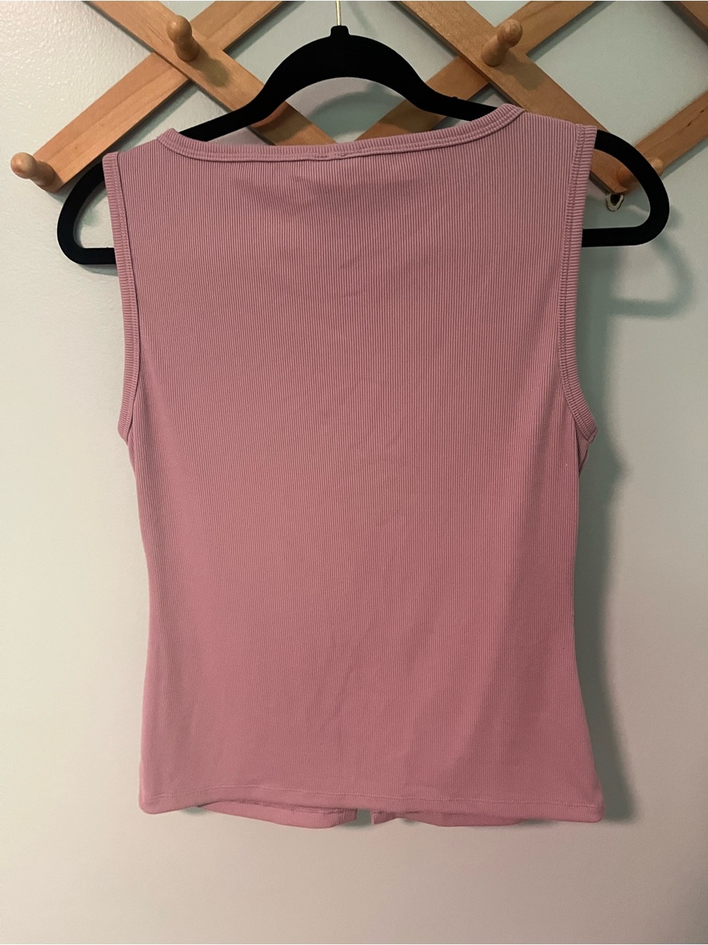 Abercrombie & Fitch Lilac Ribbed Button-Front Tank - Picture 4 of 4